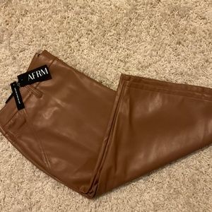 Jasen utility Bermuda shorts